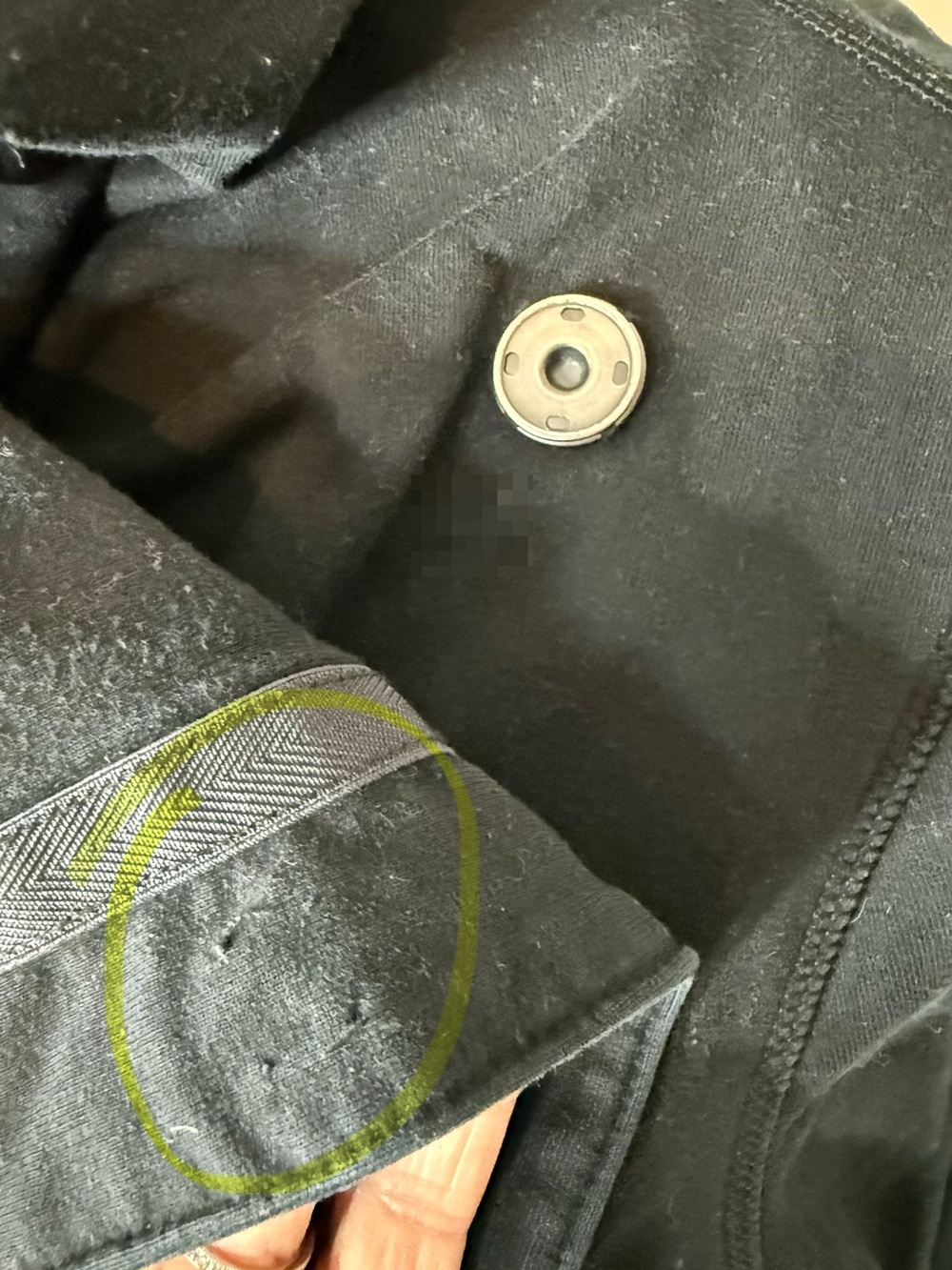 LULULEMON Black Method Wrap Asymmetrical Zip Up High Neck Pockets Size 10 *Flaw - Picture 14 of 14